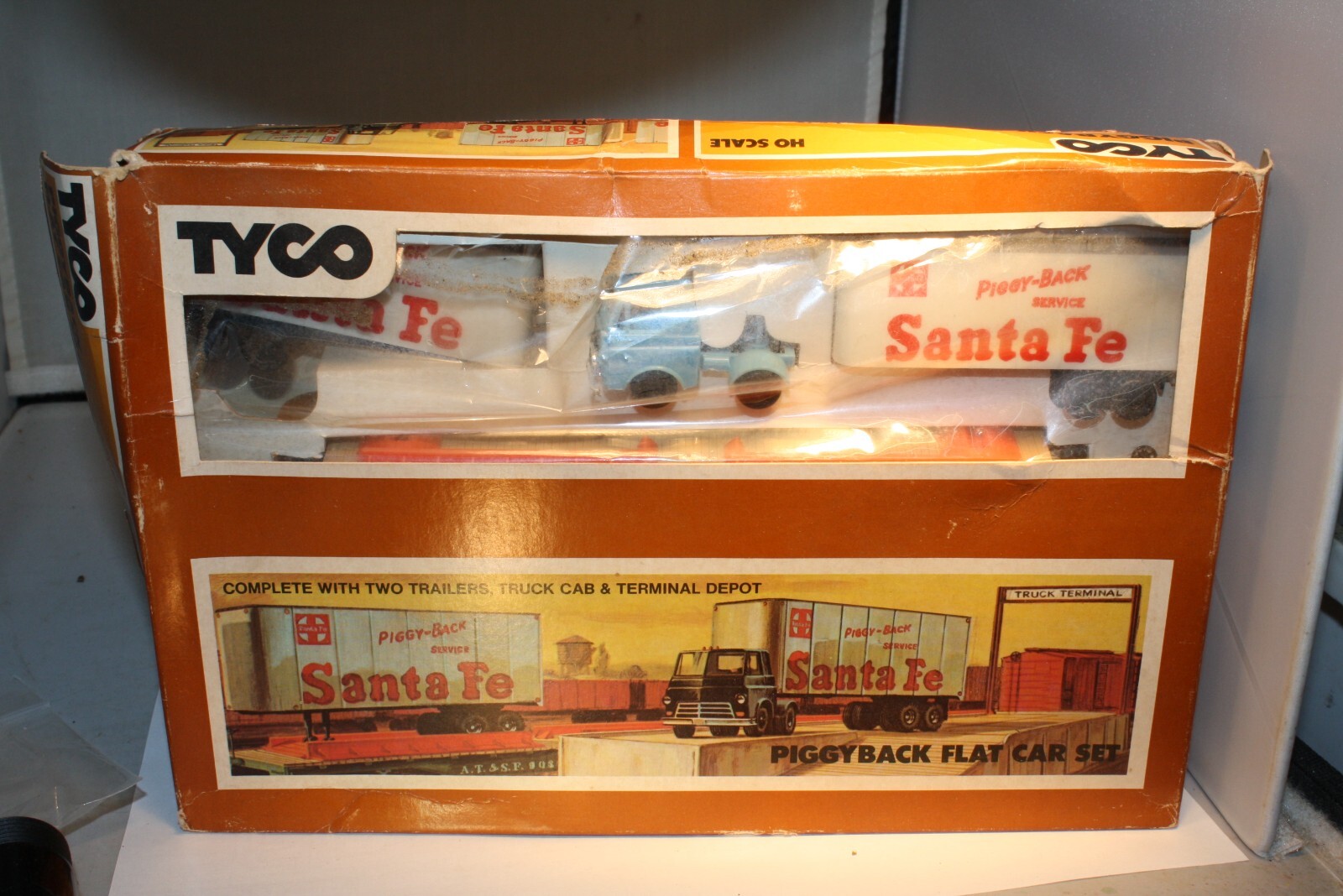 1960s Santa Fe Piggyback Set HO Scale TYCO Hong Kong Mint in Box