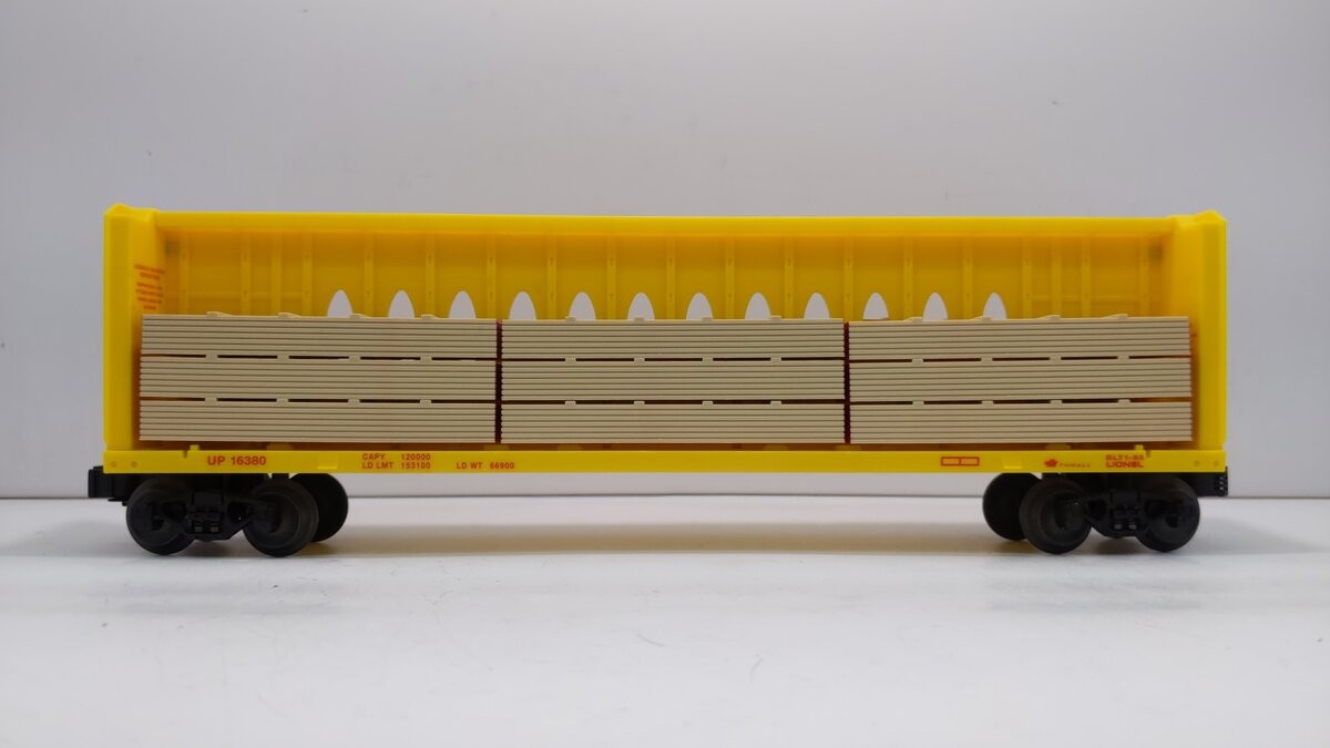 Lionel 6-16380 O Gauge Union Pacific Center I-Beam Flatcar with Wood Load LN/Box