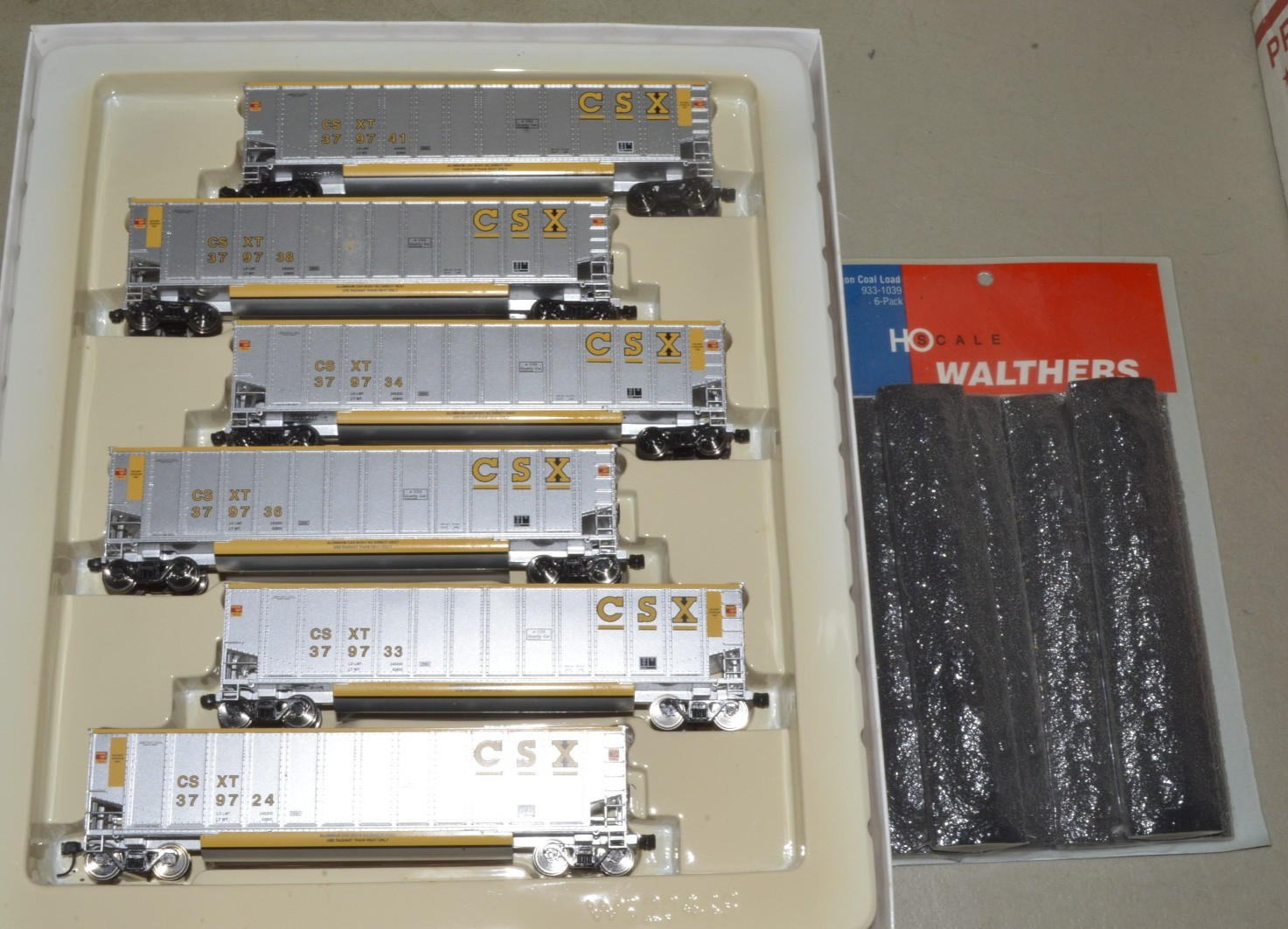 HO scale Walthers CSX Transportation RR Bethgon coal hopper gondola set 6-pack