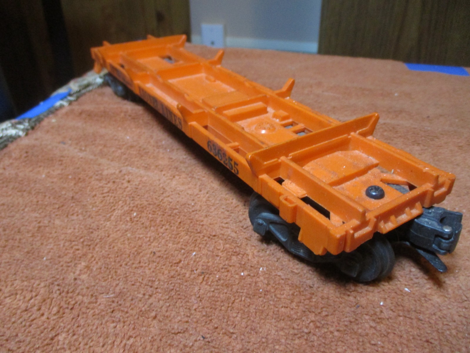 LIONEL POSTWAR – O GAUGE Lionel Lines Orange RAIL TRUCK CAR #636255 – NO LOAD