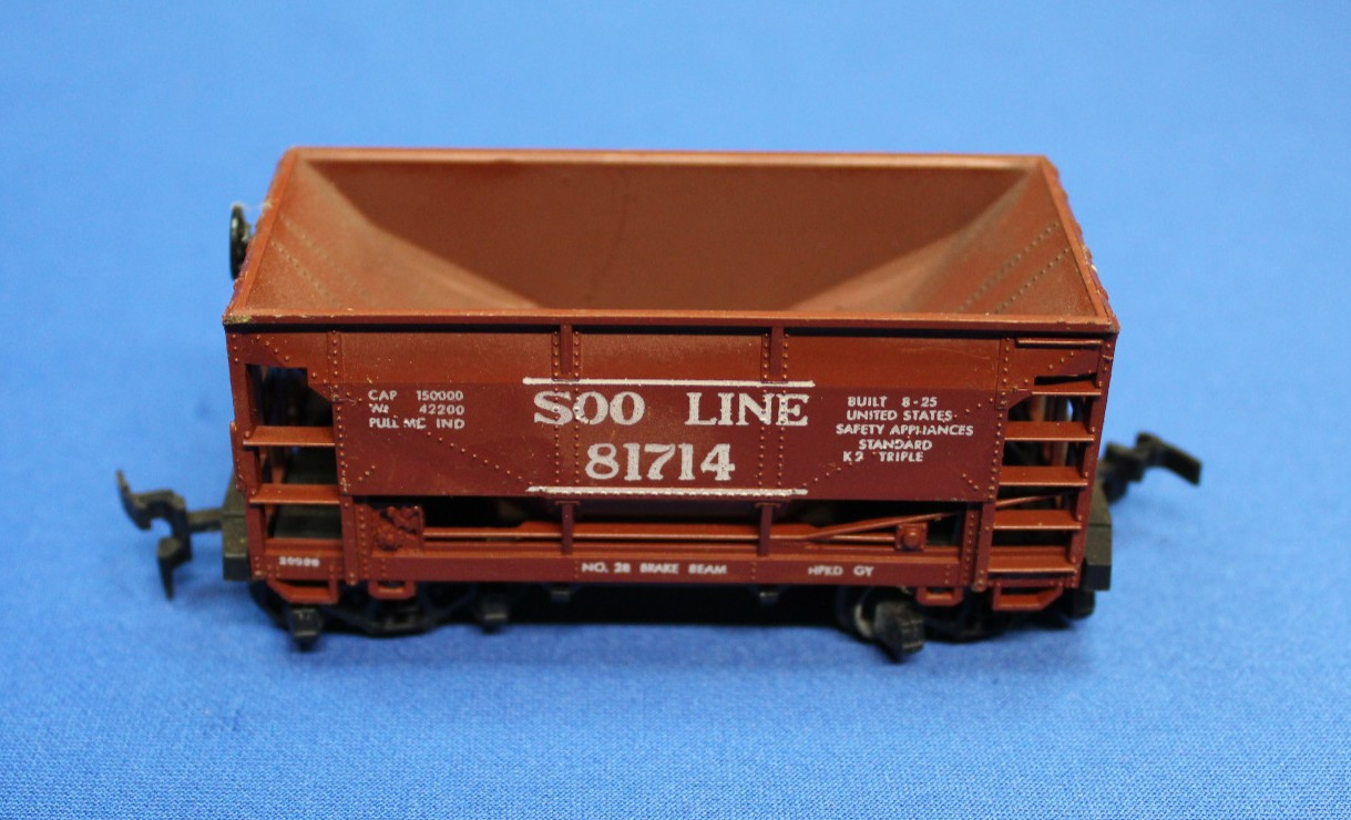 AHM HO Scale Model Railroad Train Car Coal Ore Wagon Soo-Line No Box