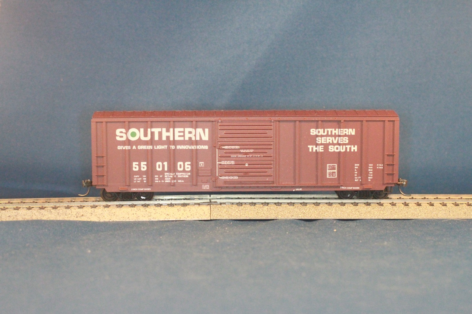 JP HO Athearn 50′ Wide door Box Car Southern Railway #550106
