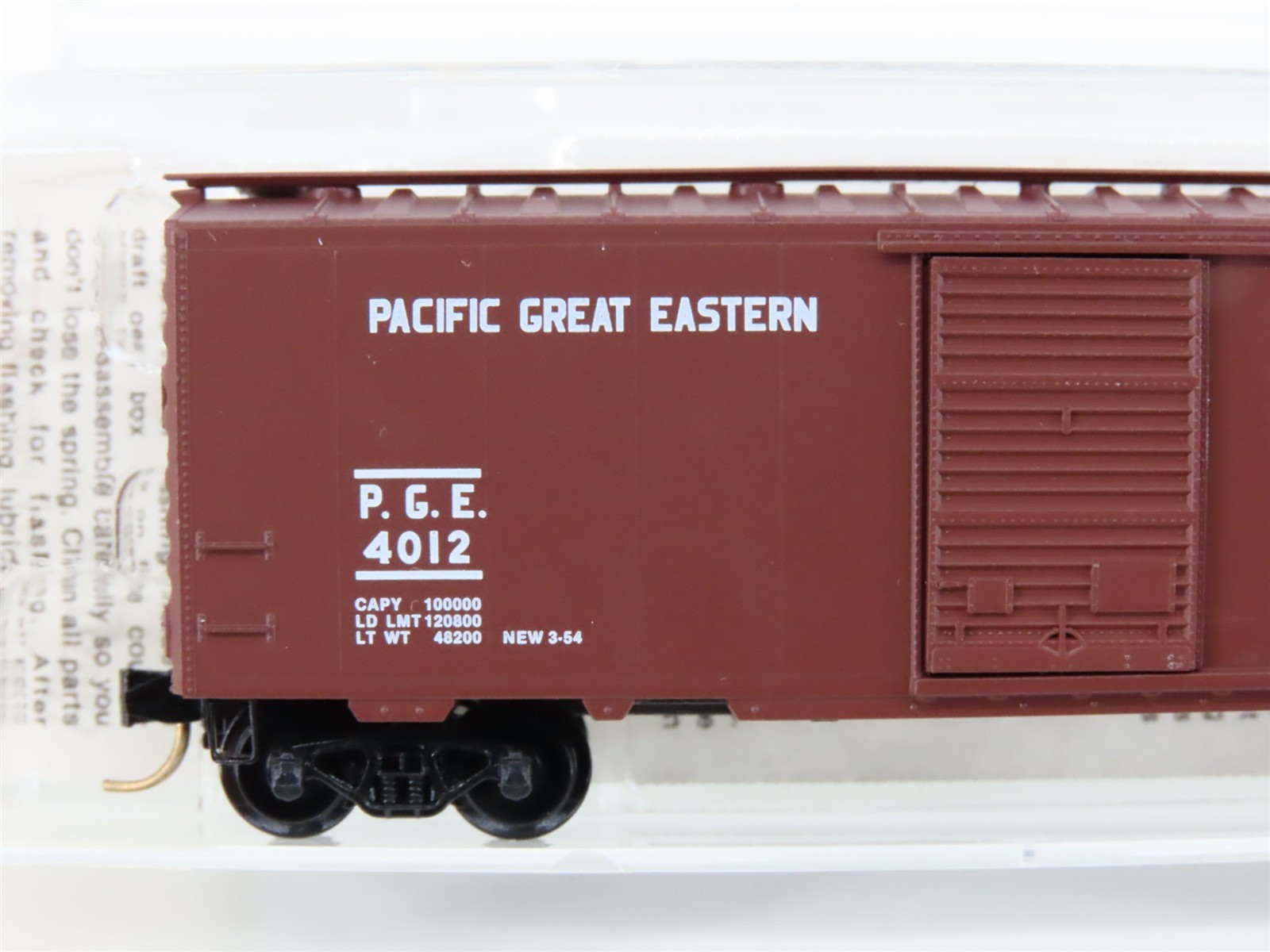 N Scale Kadee Micro-Trains MTL 20970 PGE Pacific Great Eastern 40′ Box Car #4012