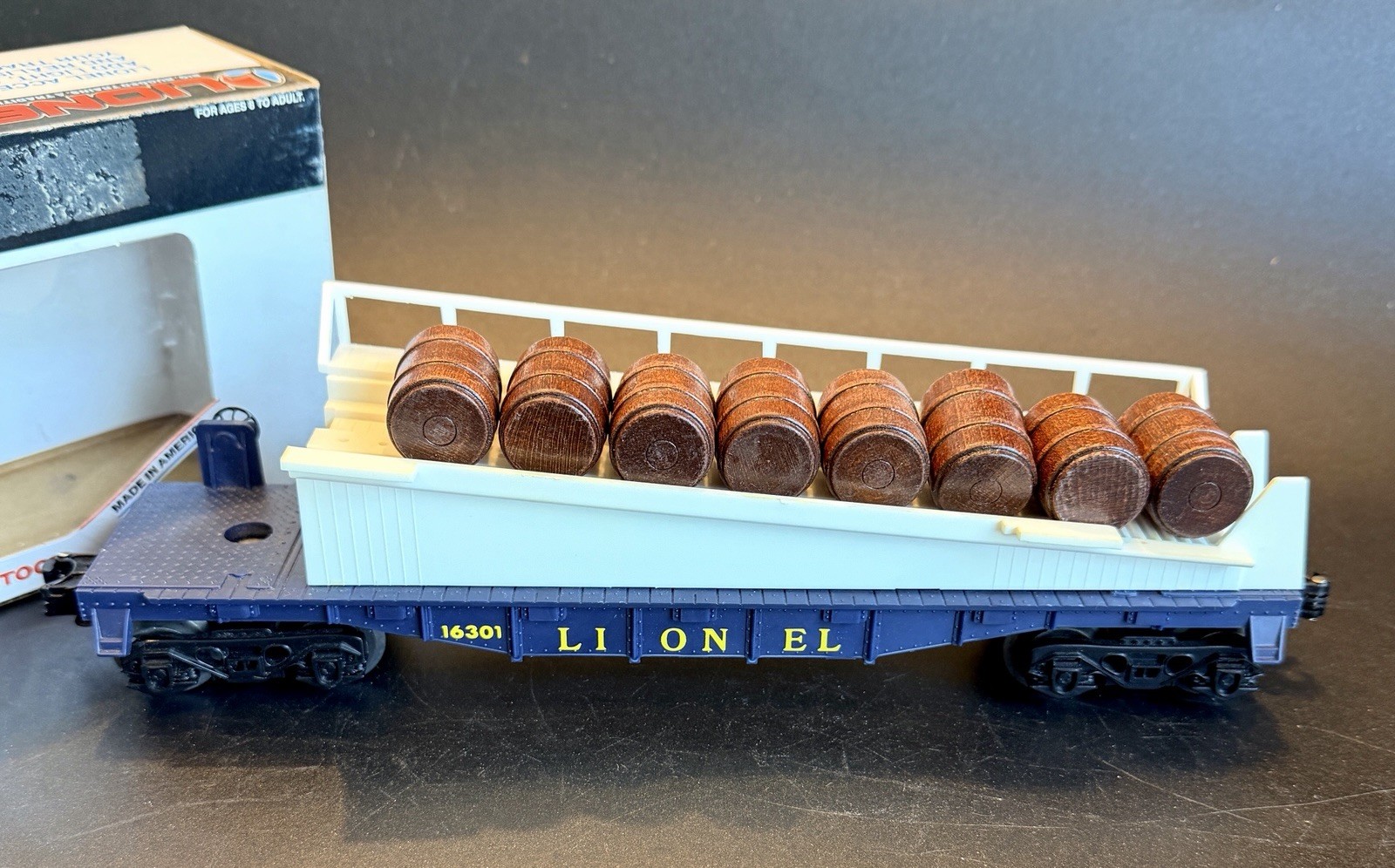 Lionel 6-16301 Barrel Ramp Car O O27 Gauge Flatcar NOS w/ Box Vintage USA