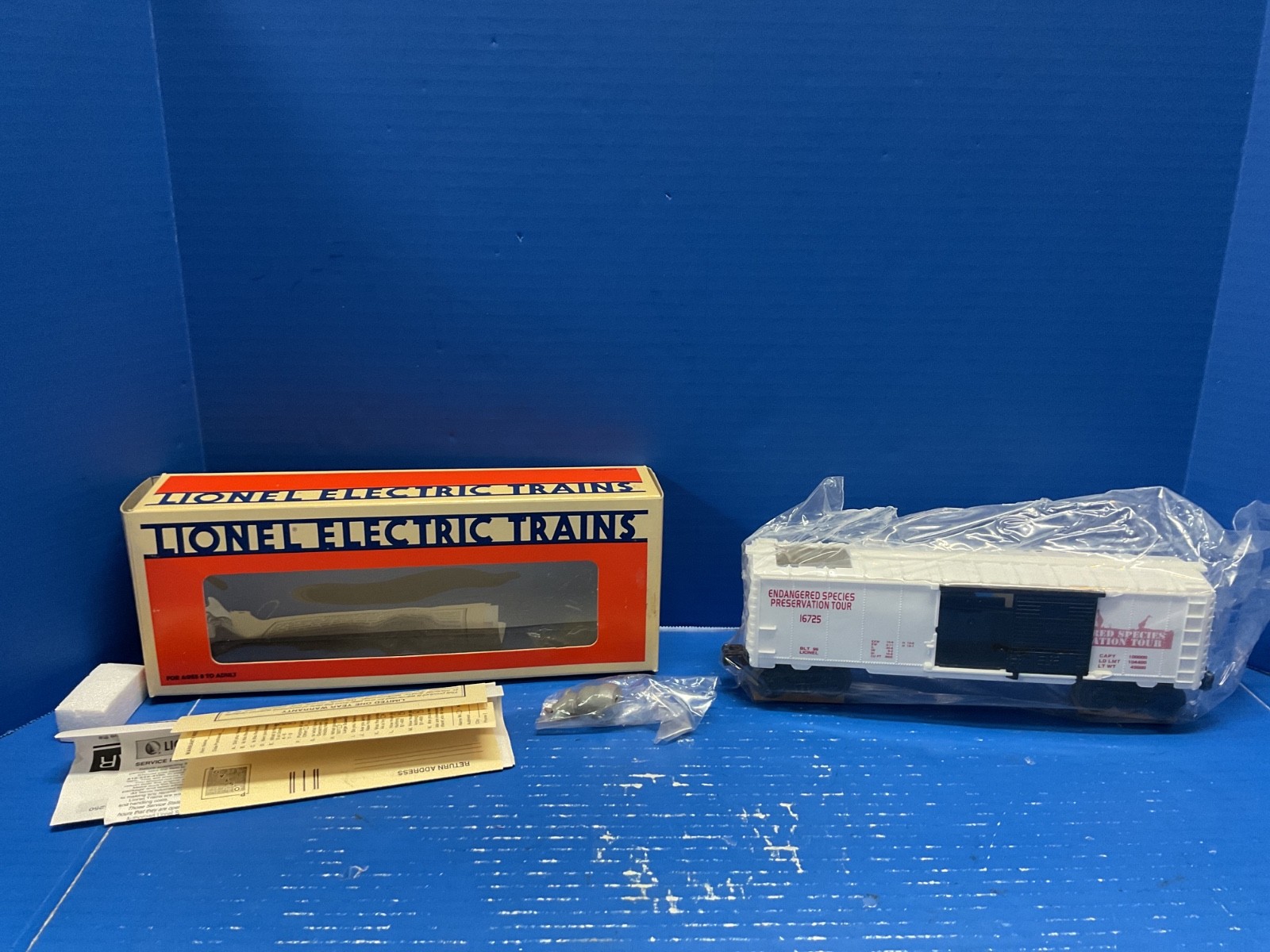 lionel electric trains rhino transport car 6-16725
