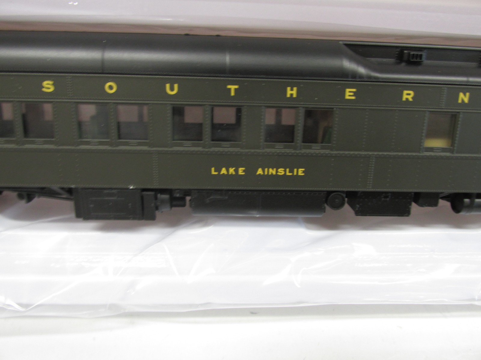 ATLAS ~ SOUTHERN 10-1-2 LAKE AINSLIE PULLMAN SLEEPER PASSENGER CAR~HO SCALE
