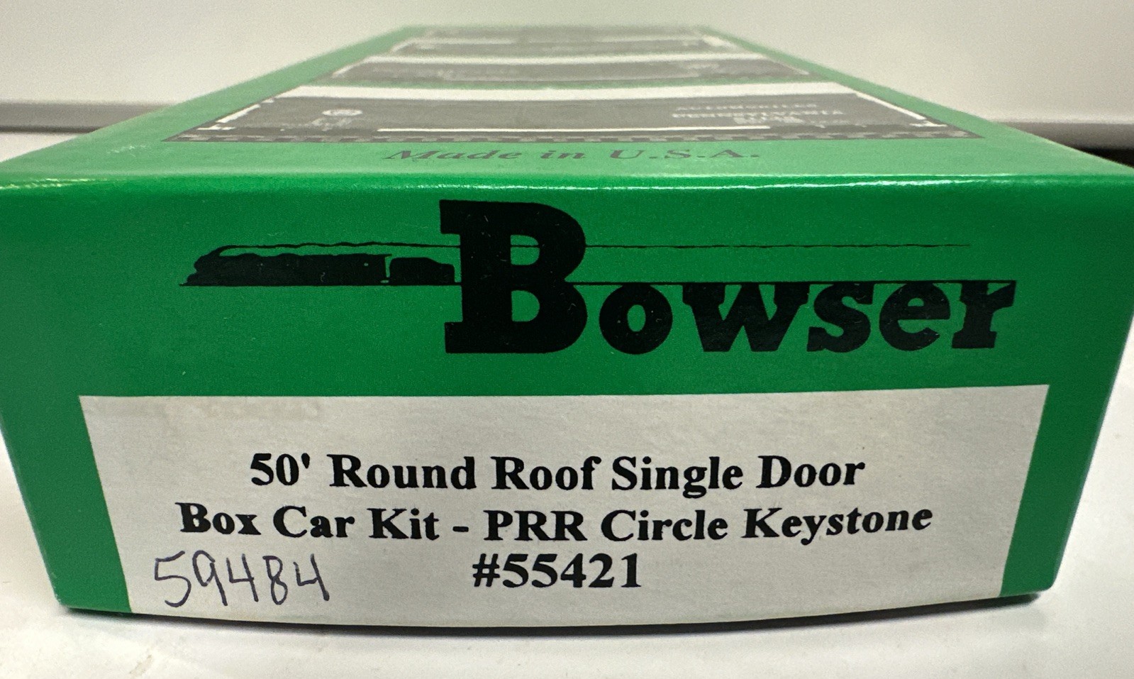 Bowser HO Scale Pennsylvania Circle Keystone 50′ Round Roof SD Box Car Kit 59484