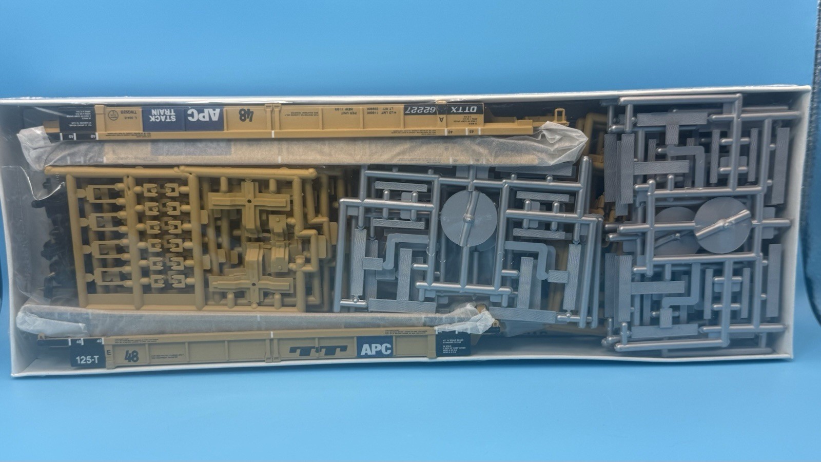 Walthers HO 305’ Thrall 5 Unit Double Stack Car Kit TTX APC 62227 Factory Sealed