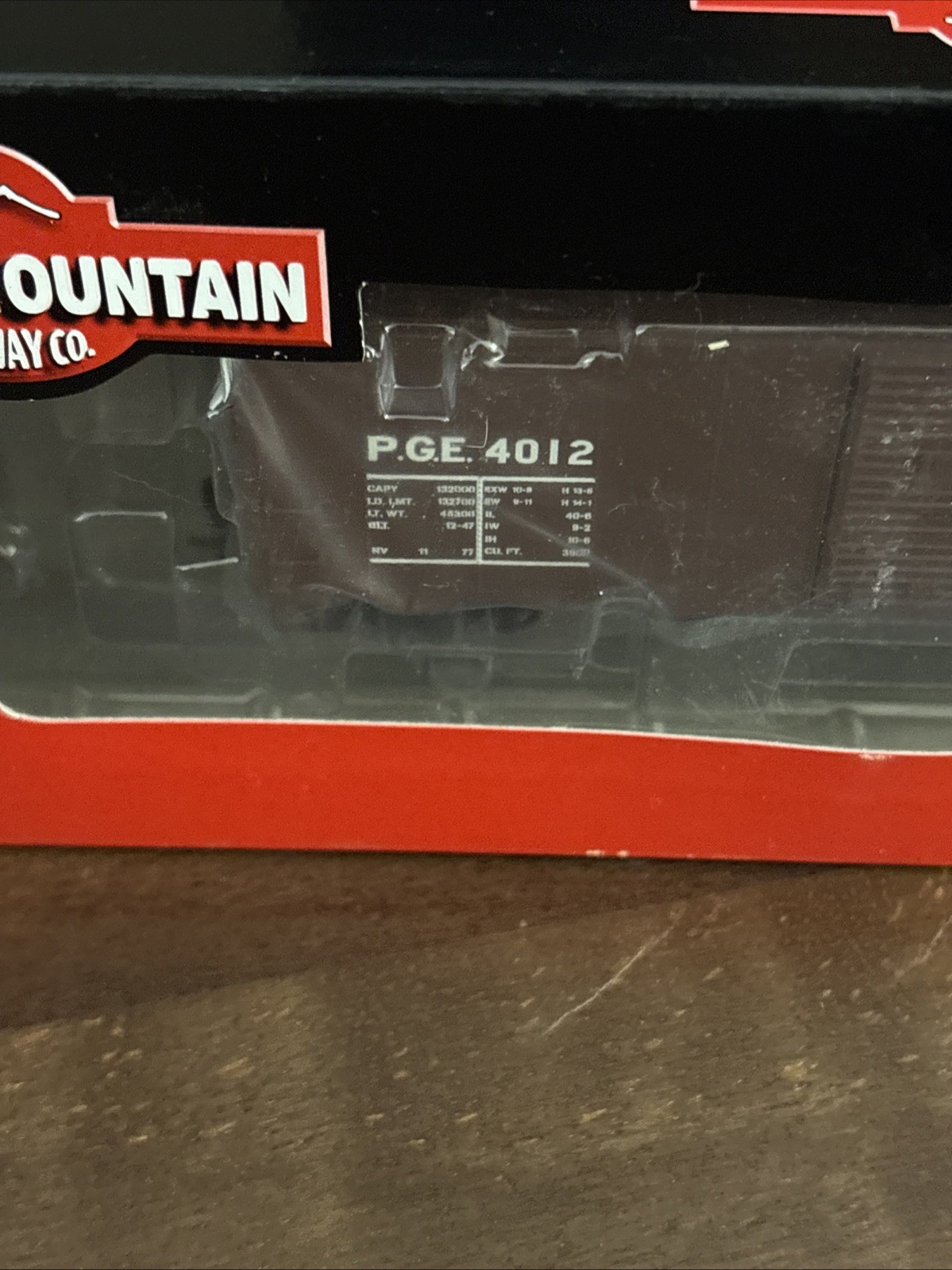 Intermountain 46808-08 HO Canadian Mod AAR 40′ Box Car PGE New #4012