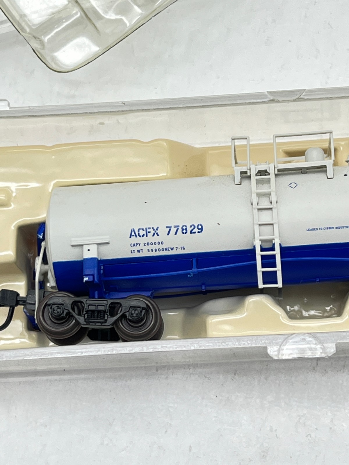 Atlas N Scale Cyprus ACFX 77829 14000 Gallon Kaolin Tank Car #34921
