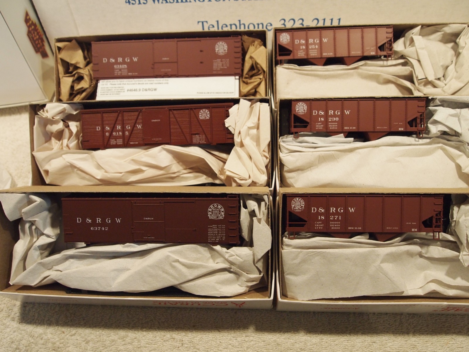ACCURAIL DENVER+RIO-GRANDE WESTERN 6-PACK 3-TWIN HOPPERS & 3-BOX CARS 1938