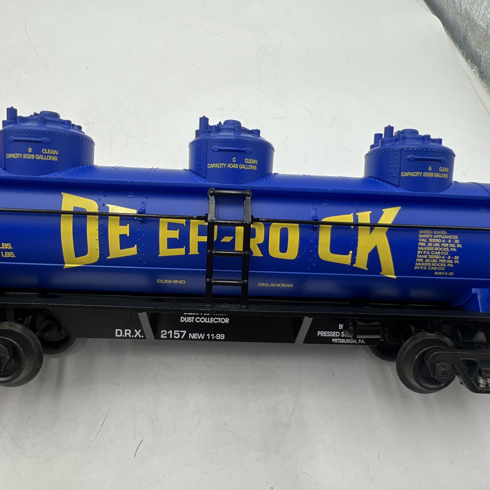 K-LINE K636-8011 DEEP ROCK CLASSIC DIECAST TRIPLE DOME TANK CAR #2157 – EX