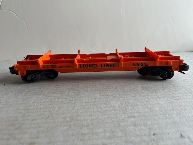 LIONEL POSTWAR 6362 – O Gauge – Orange – RAIL TRUCK CAR #636255 – with Box!