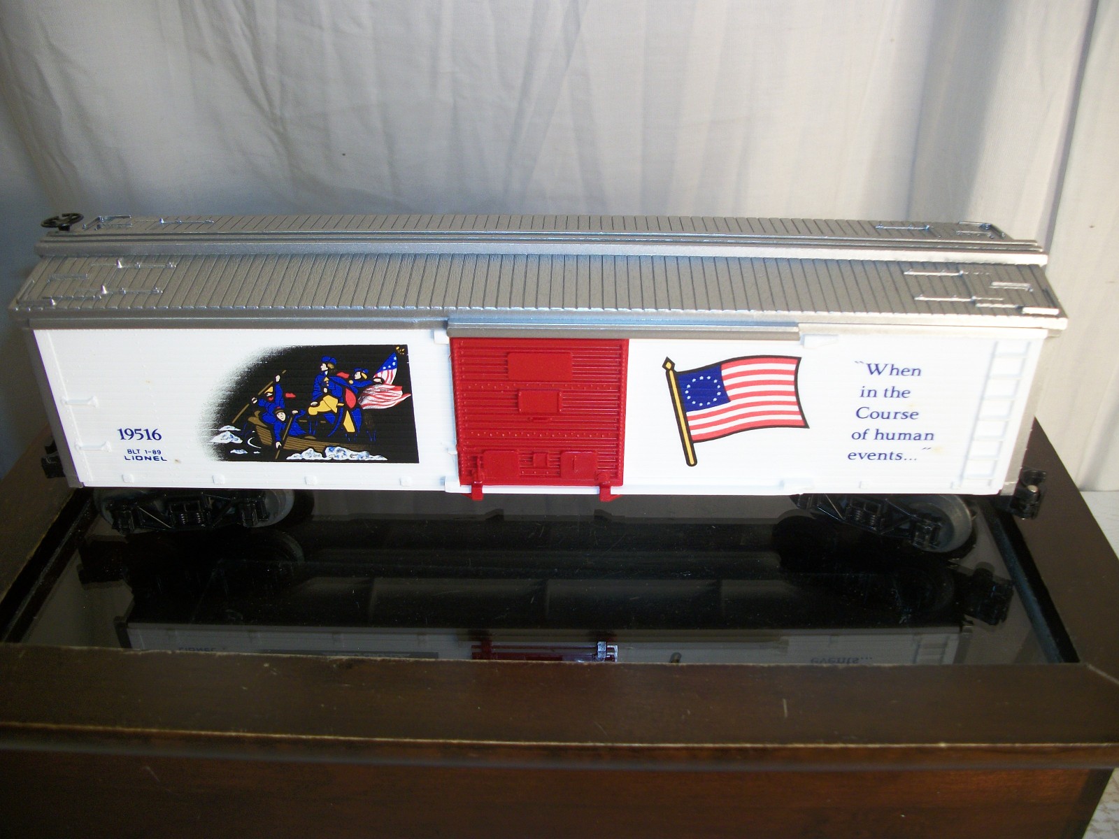 Lionel #6-19516 O Old Glory Reefer – George Washington- Patriotic USED no BOX