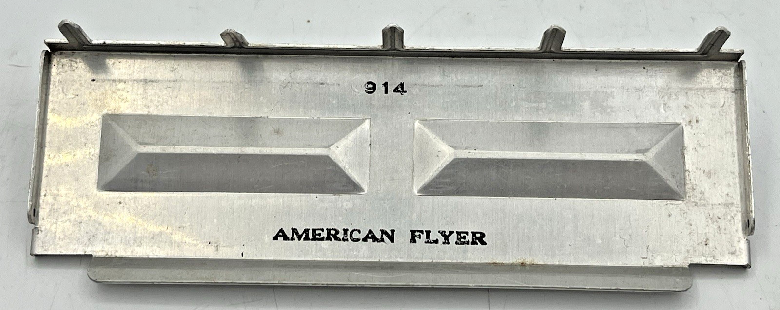 Gilbert American Flyer S Gauge Unpainted/Stamped 914 Log Dump Car Tray Only