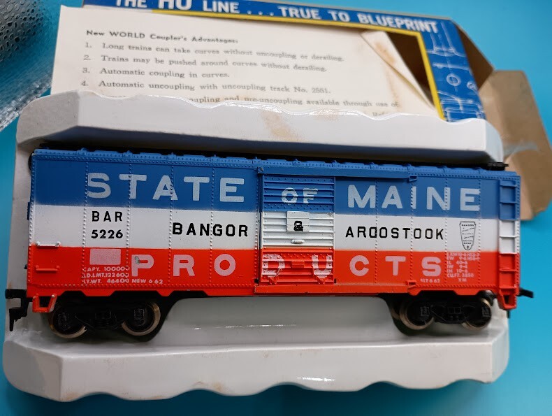 AHM VINTAGE HONG KONG STATE OF MAINE BANGOR & AROOSTOOK HO BOX CAR RTR