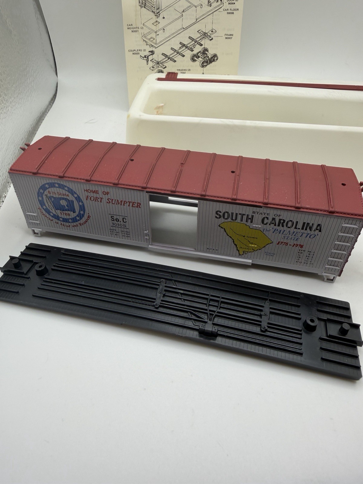HO Train Miniature TM 2024 Commemorative 40′ Box Car South Carolina SoC 10108