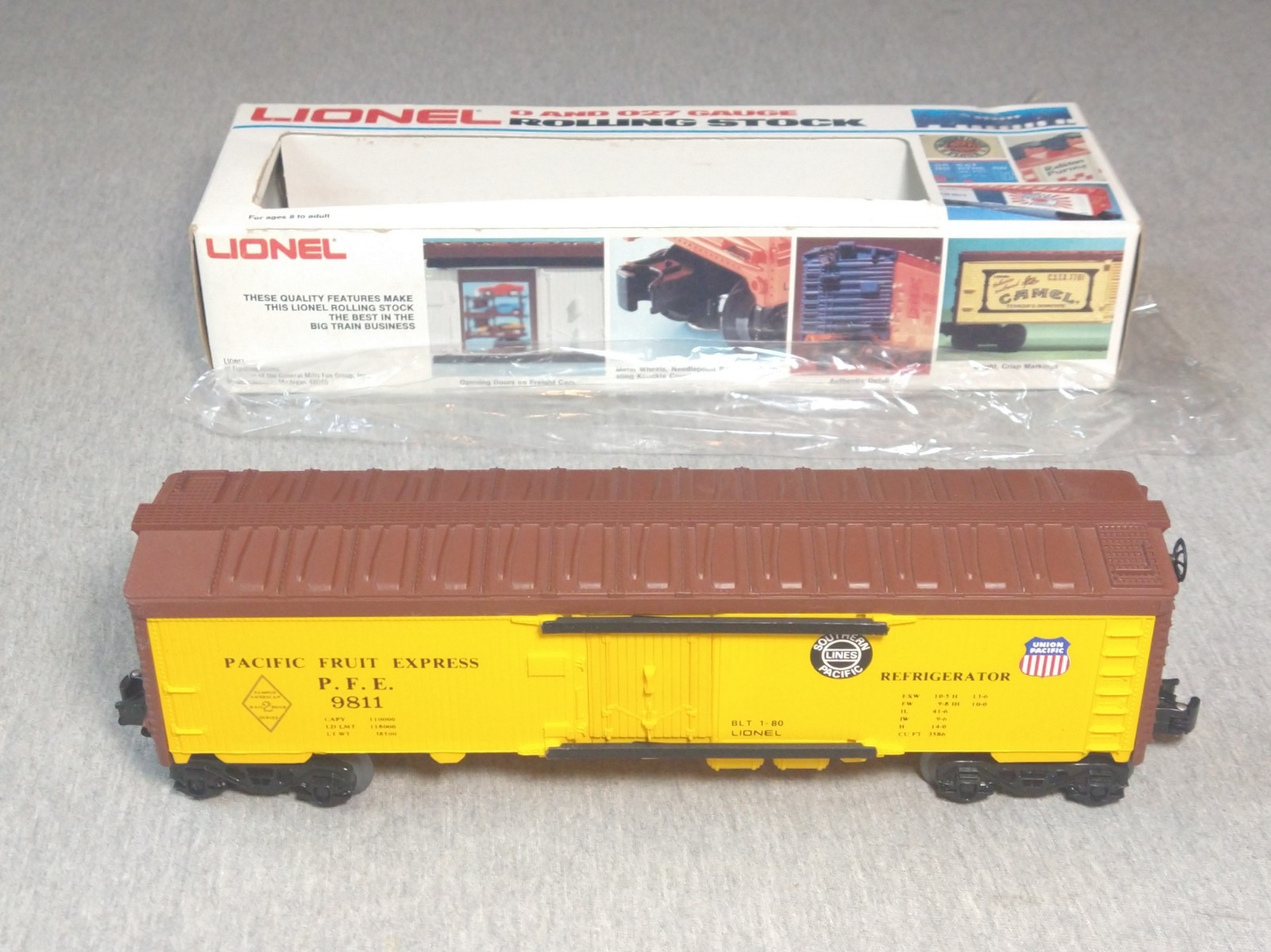 Lionel O Famous American Railroad Union Pacific PFE Reefer 6-9811 ~ TS
