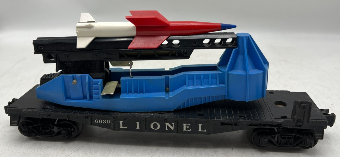Lionel O Train Freight Car 6630 Black IRBM Missile Launching Flatcar