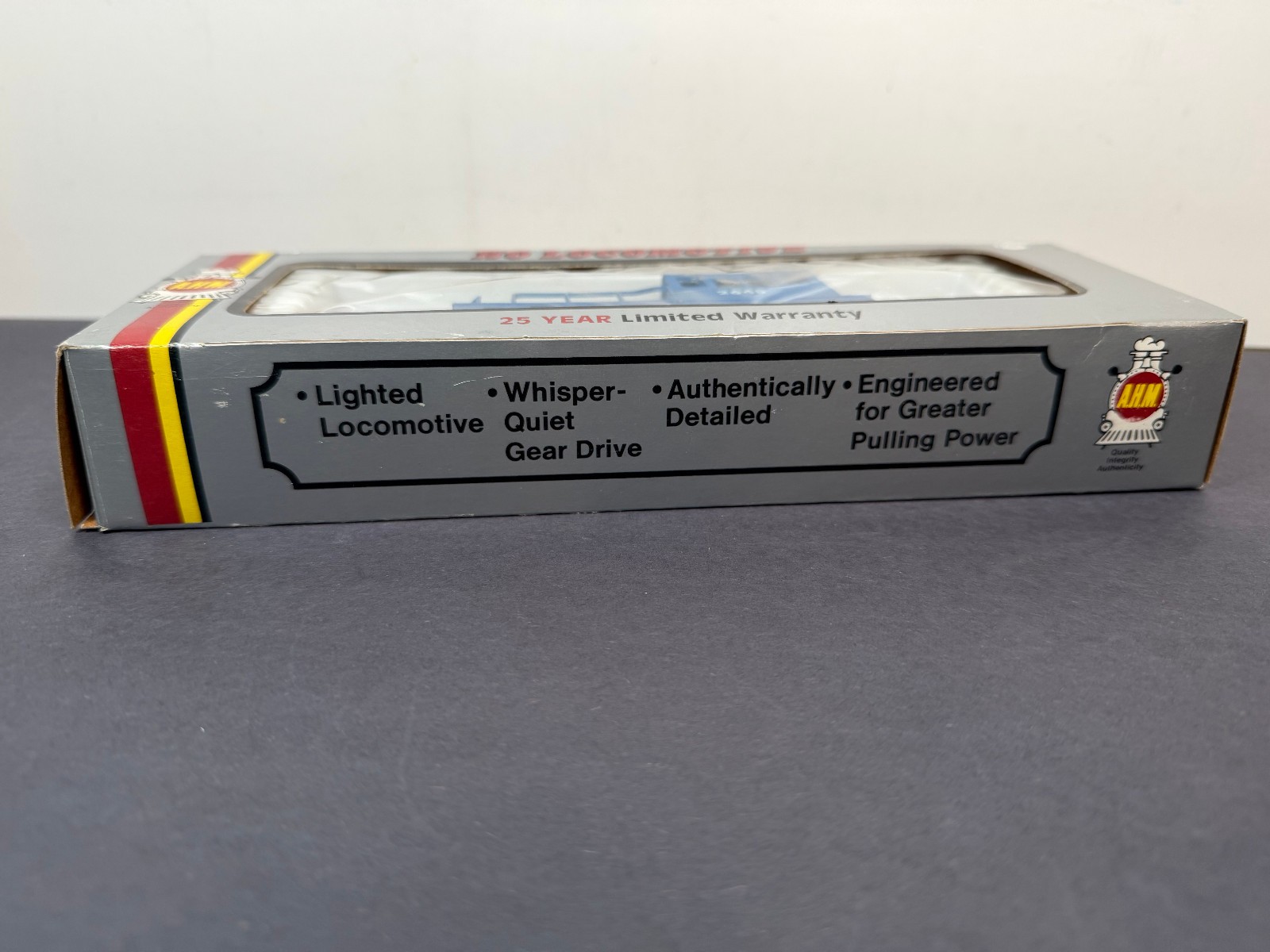 AHM HO Train Yard Switcher LOCOMOTIVE CONRAIL CR 2648