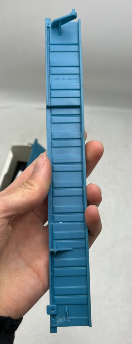 Lionel O Train Car 3665 US Air Force Minuteman Missile Boxcar Teal Roof *Read*