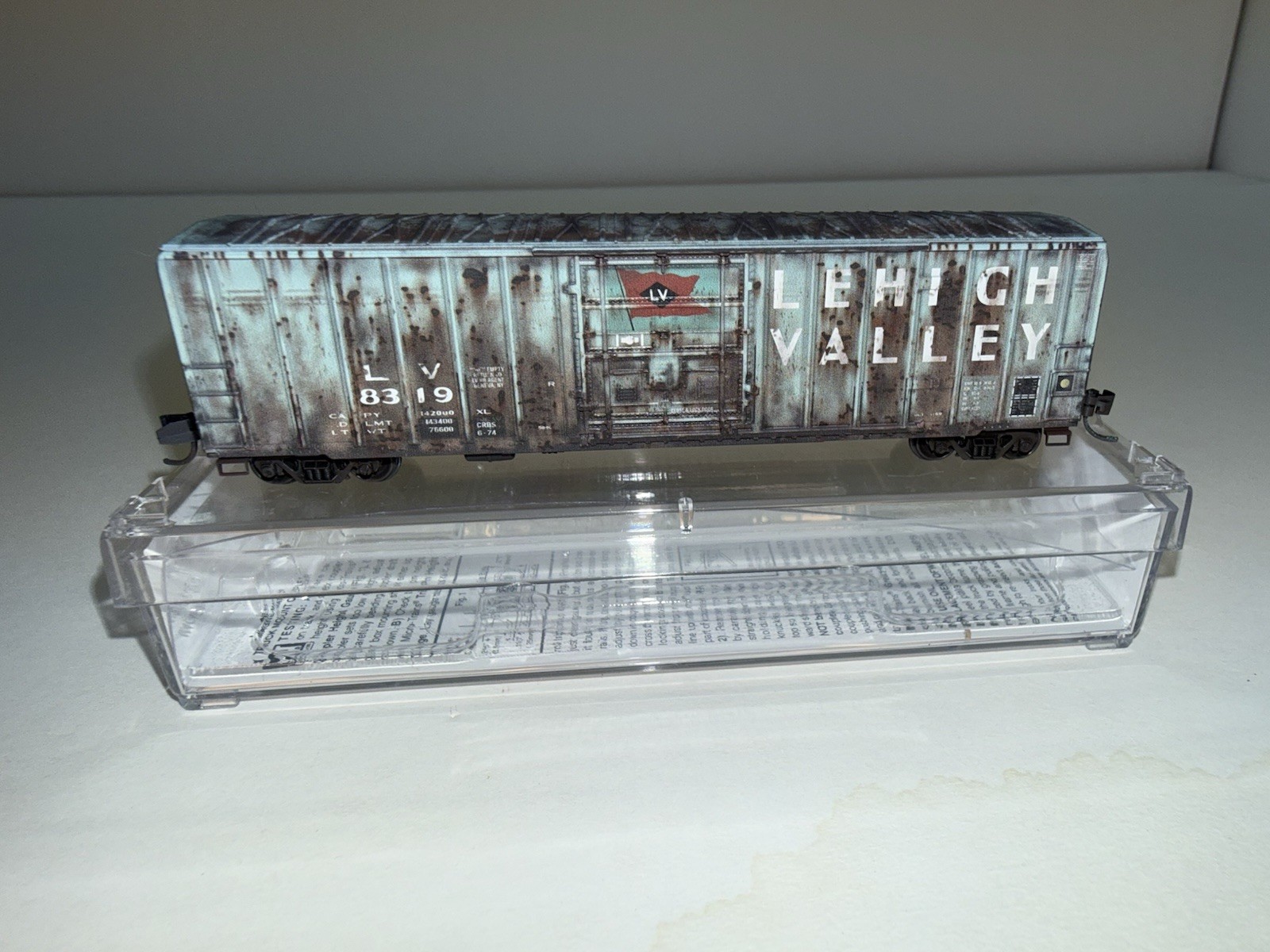 N-Scale MTL 027 44 520 Weathered Lehigh Valley (LV) 8319 50’ Box Car