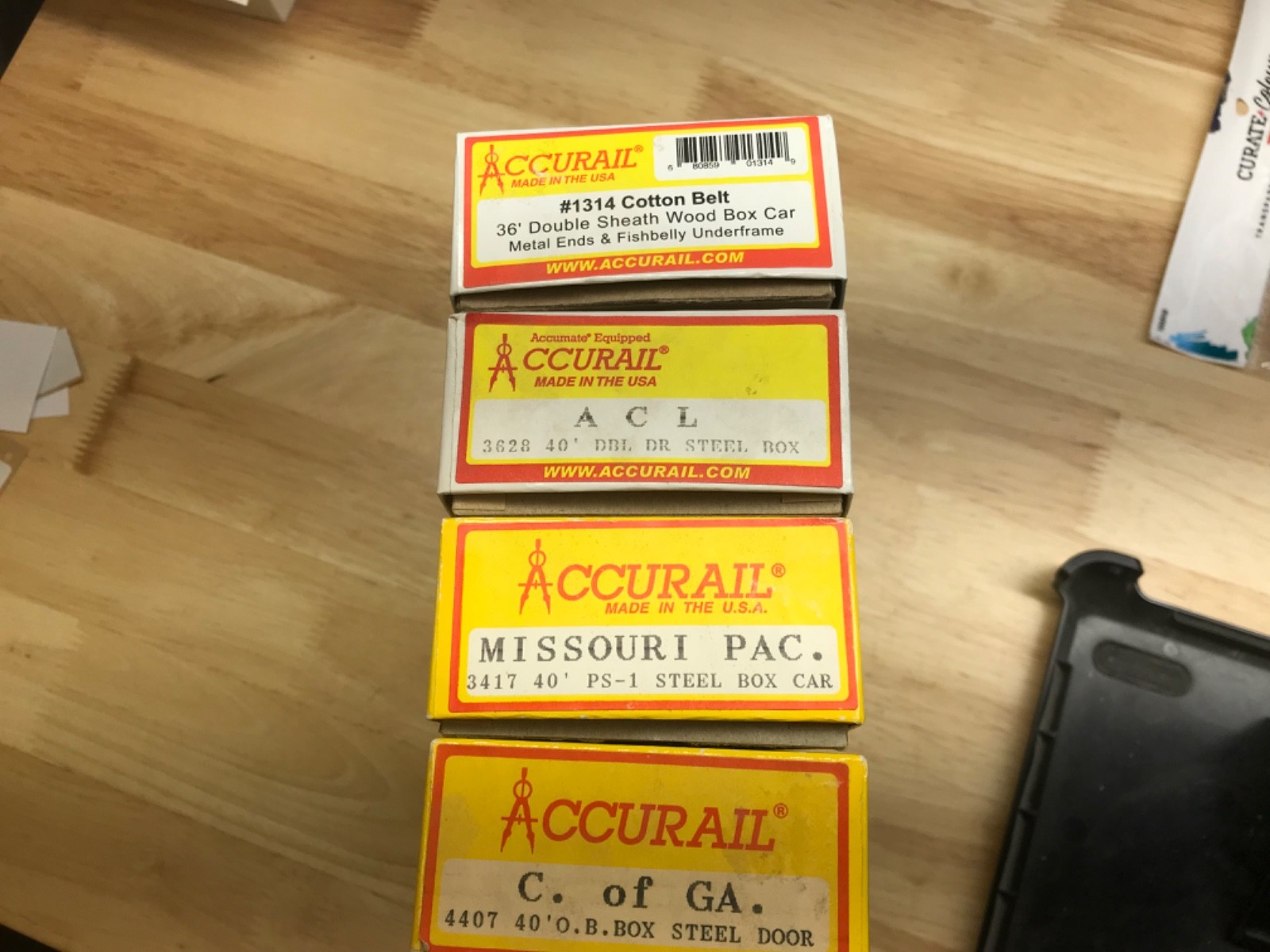 Accurail Ho Scale Lot of 4 40′ Boxcars Various Roads READ