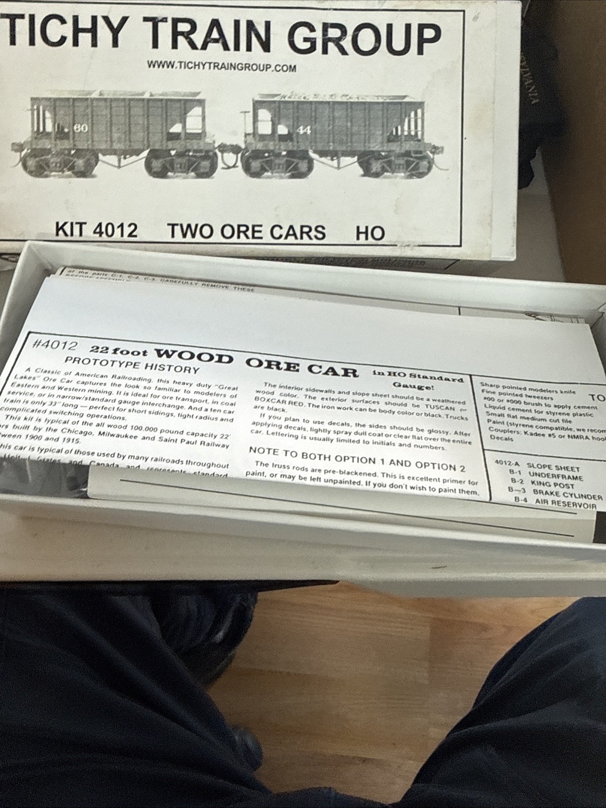 HO Scale Tichy Train Group Kit 4012 Two Ore Cars New
