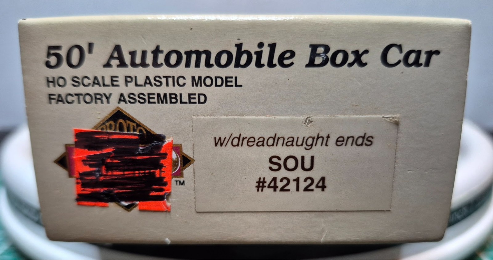 HO Scale Proto 2000 Southern Railway 50′ Automobile Boxcar #42124 – Assembled
