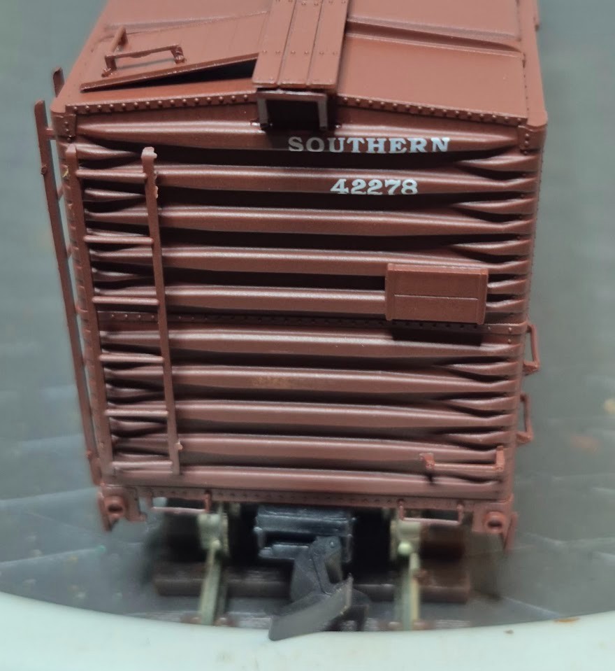 HO Scale Proto 2000 Southern Railway 50′ Automobile Boxcar #42278 – Assembled