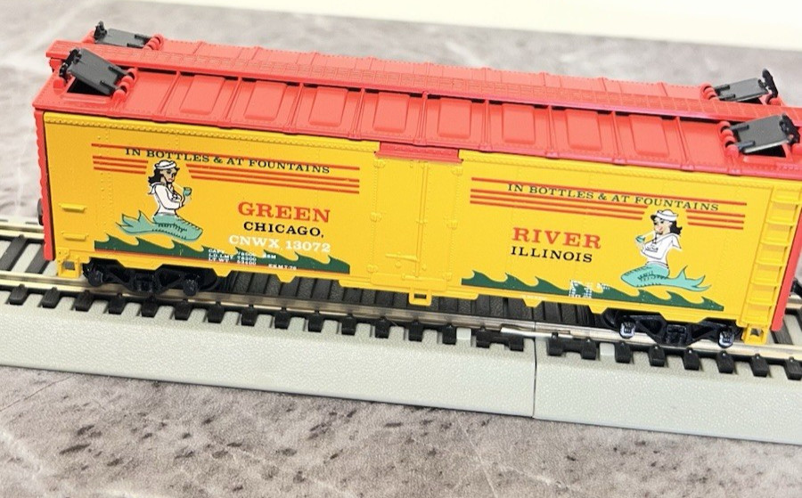 Atheran ConCor Vintage “Rare” HO Model Train “GREEN RIVER SODA” Ready to Run Box