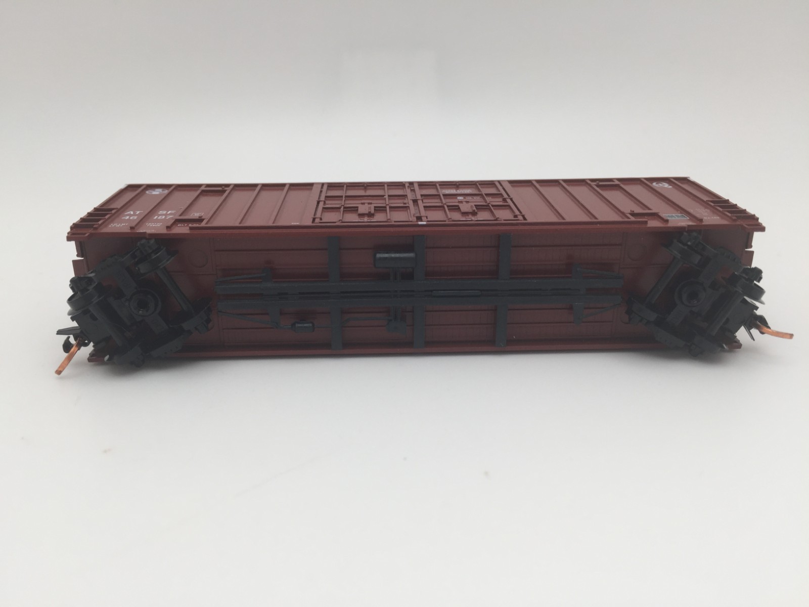 LBF N Scale 5562 ATSF/Tuscan Boxcar Road #46187
