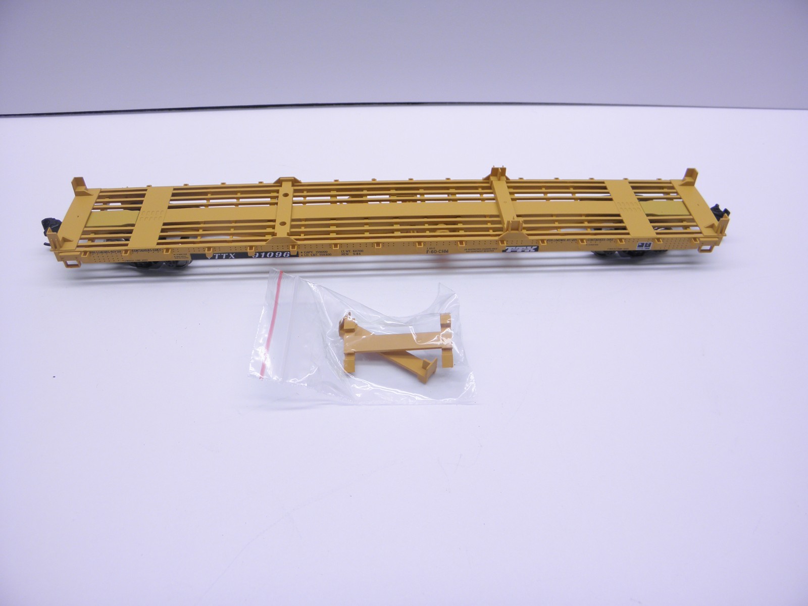WALTHERS 60′ PULLMAN STANDARD FLATCAR TRALER TRAIN -VTTX #91096 -HO SCALE