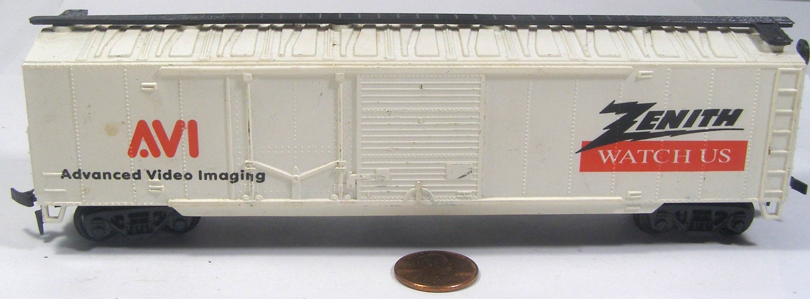 Unknown Brand Model RR HO Scale AVI Zenith Watch Us Box Car Rare Slovenia TWY