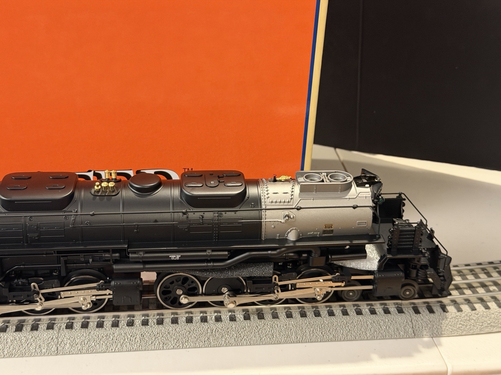 Lionel 1922010 Big Boy Union Pacific 5-Car Sherman Hill Set – Lionchief Plus 2.0