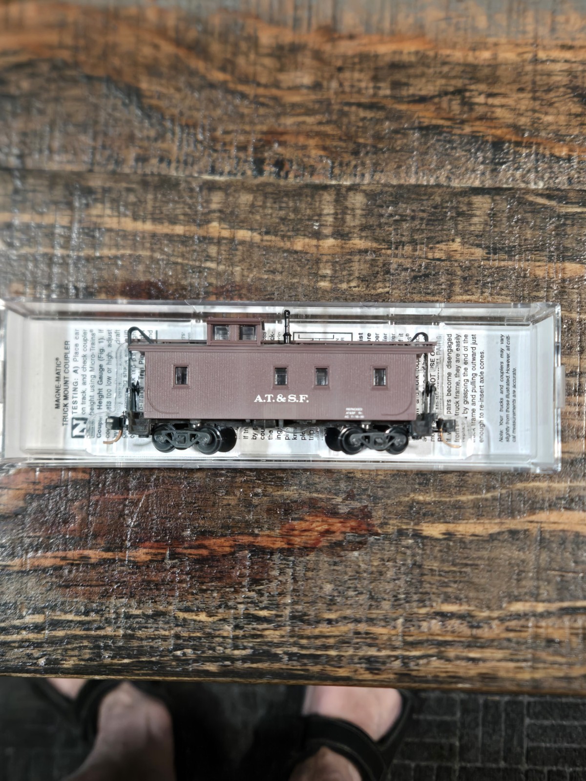 Micro-Trains BNSF Weathered/Graffiti (6-Car Set) Modified