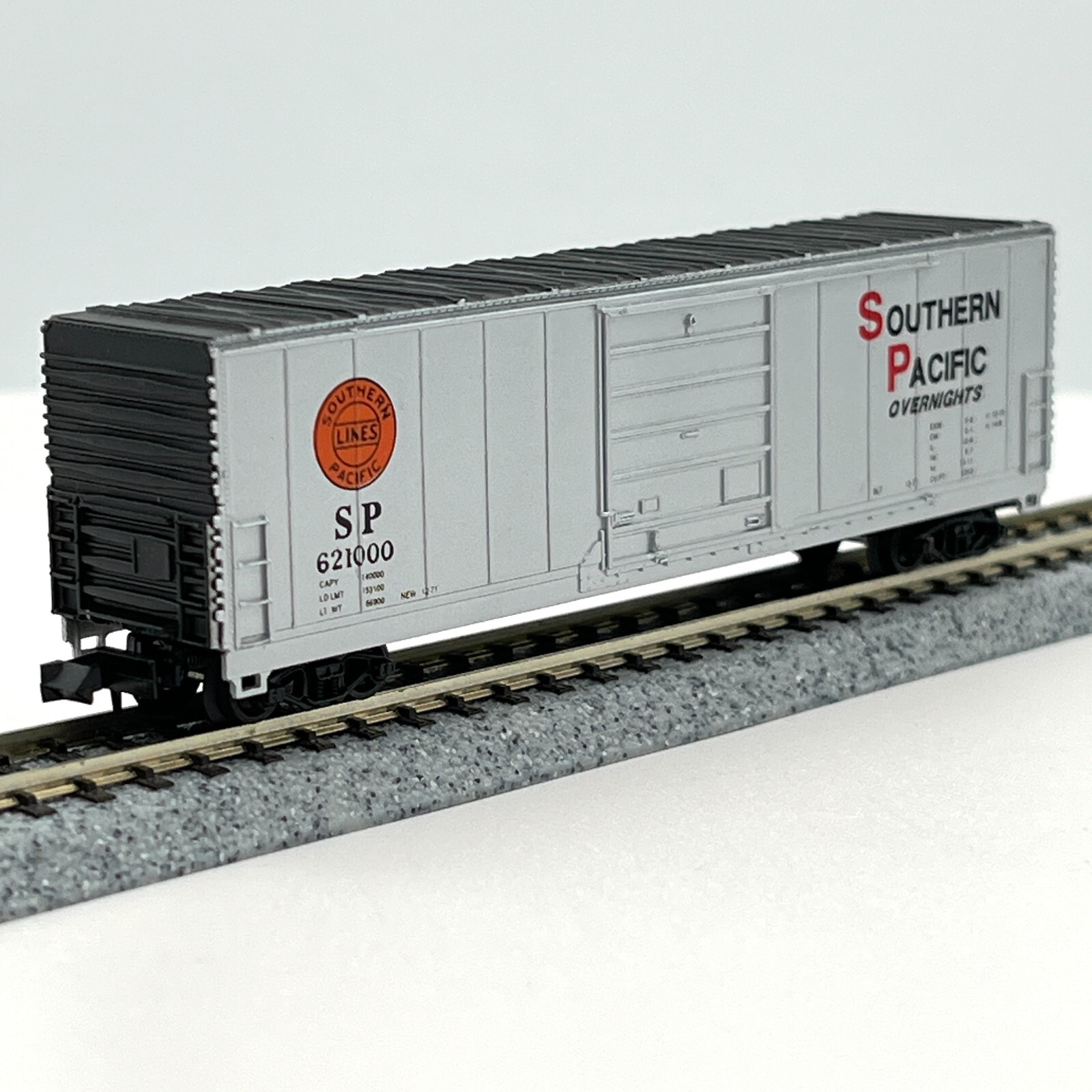 Bev-Bel N Scale 10013 Southern Pacific 50 ft Evans Single Door Boxcar SP 621000