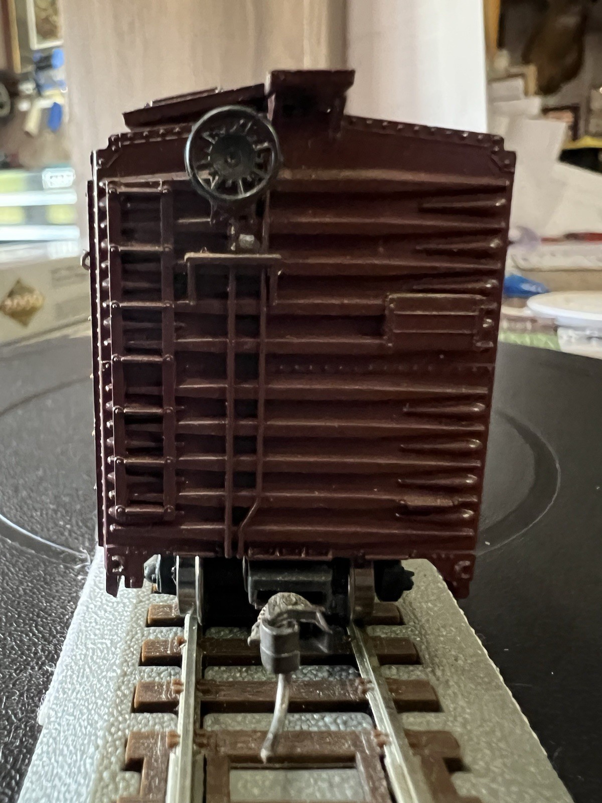 HO Scale Athearn assembled blue box Milwakee Road 50′ plug door box car