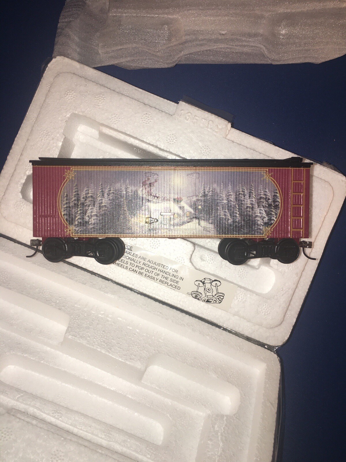 Hawthorne Village Dash Away All Musical Box Car – NIB (#BB11)