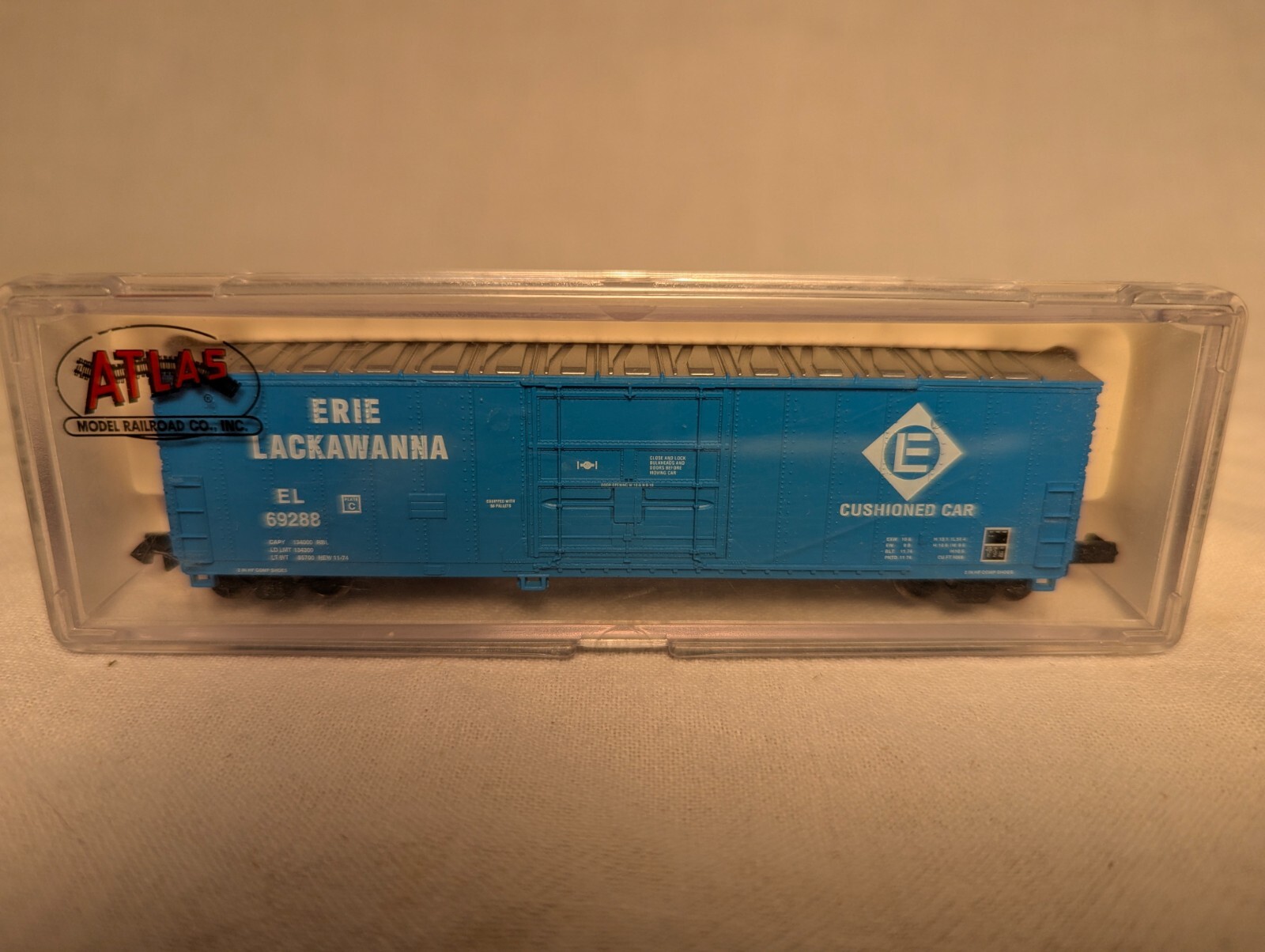 Atlas 33642 50′ Fruit Growers Express Boxcar Erie Lackawanna EL 69288