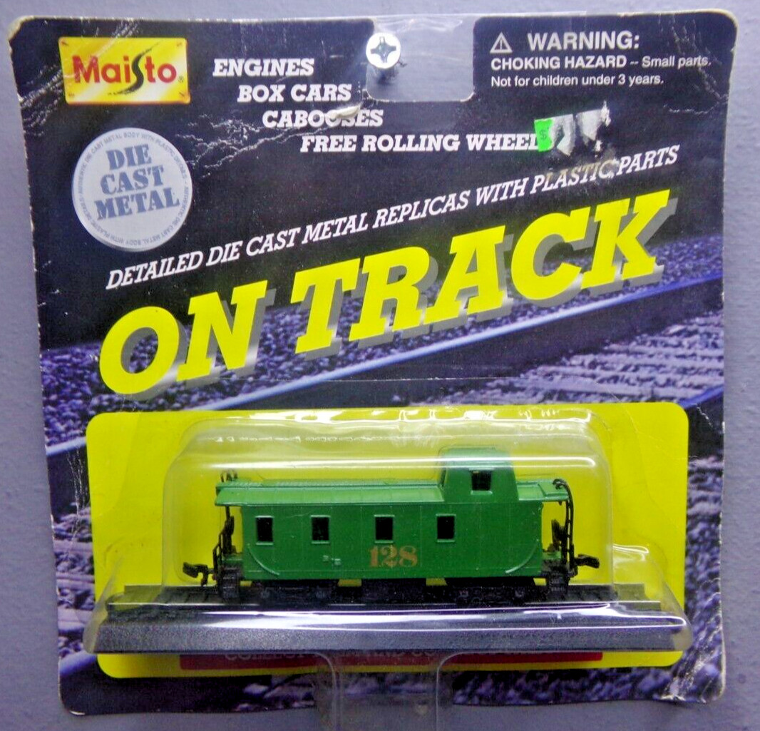 MAISTO ON TRACK DIECAST & PLASTIC GREEN #128 OFF CENTER CUPLA CABOOSE