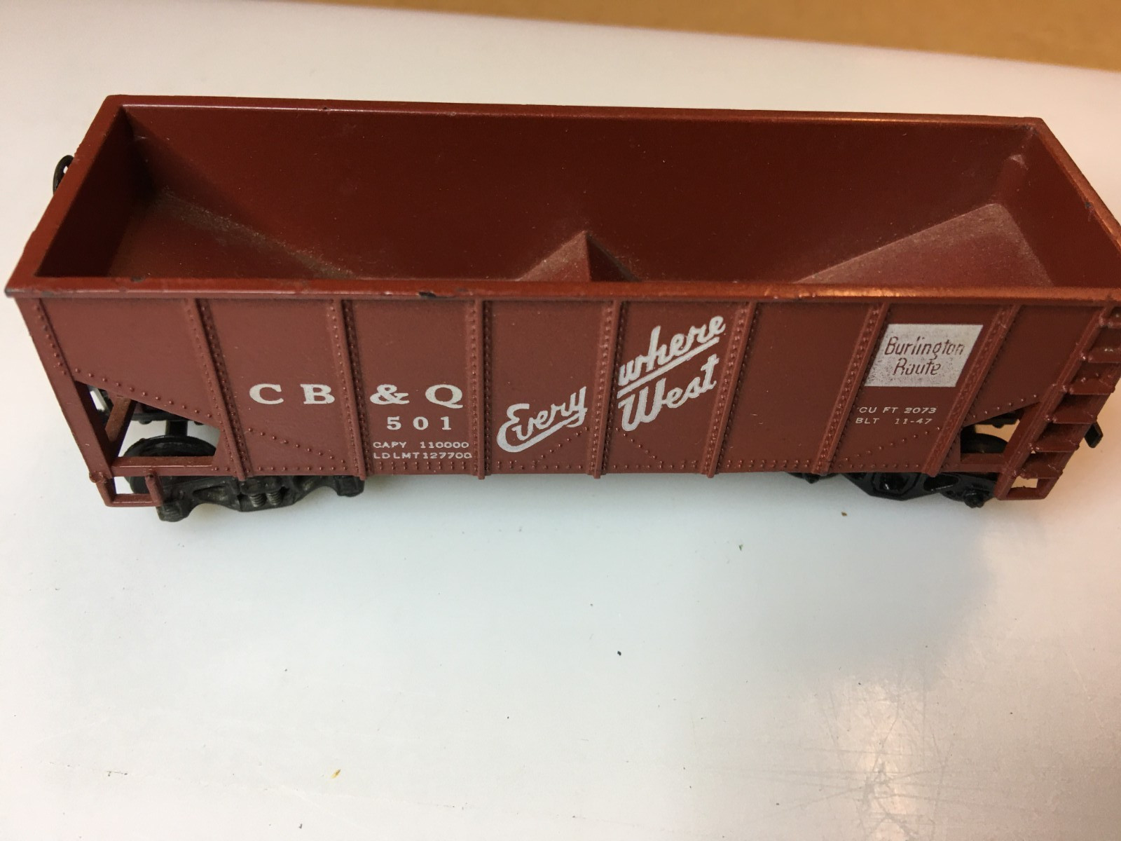Burlington Route 2 Bay Open Hopper CB&Q 501 HO Scale Trains