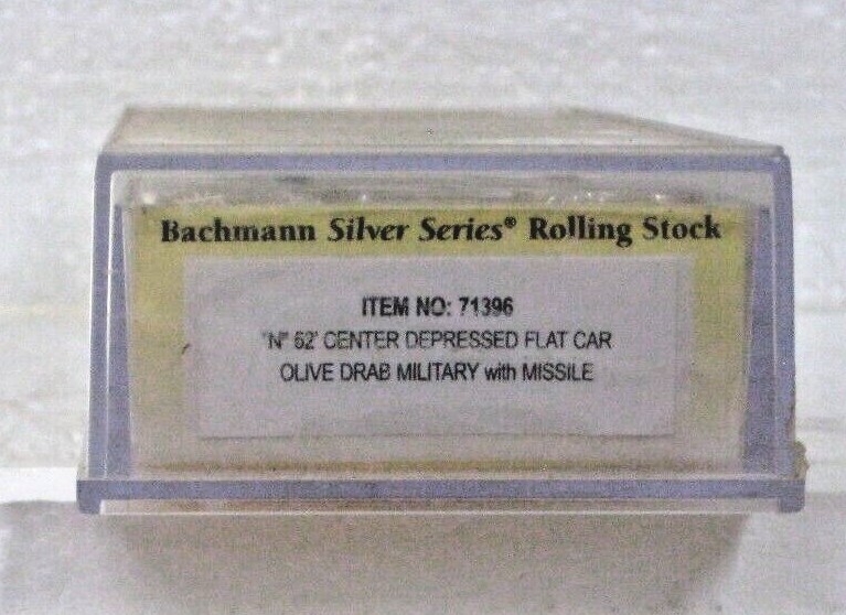 N SCALE DEPRESSED FLAT CAR WITH MISSILE BACHMANN 71391 / 71396 / 71397
