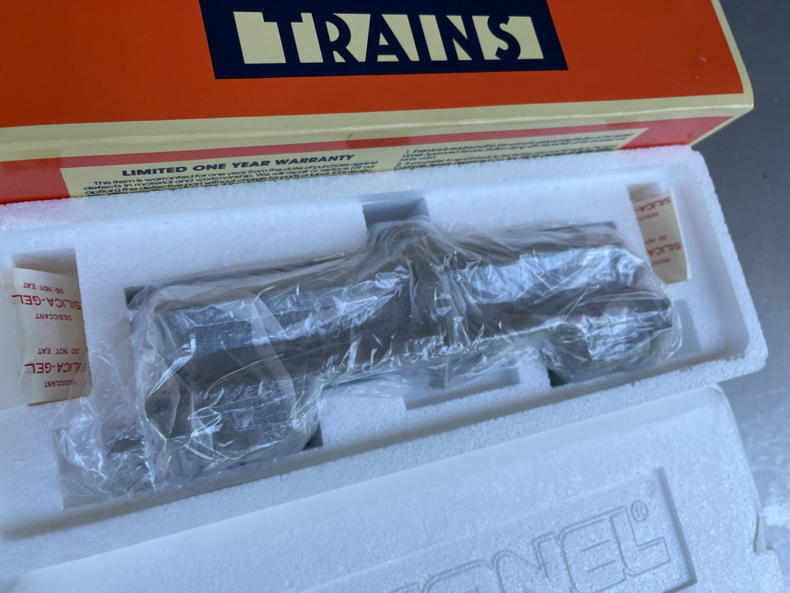 Lionel Semi-Scale 6-51300 Shell O Gauge Train Tank Car In Box