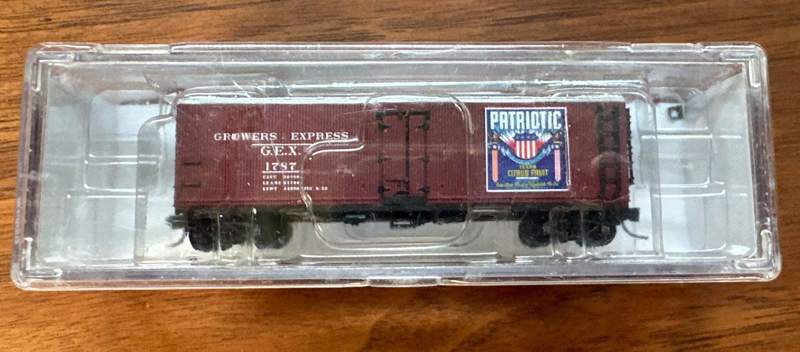 YesterYear N Scale YYM6804P Wood Refrigerator Car Patriotic Brand GEX 1787 NY