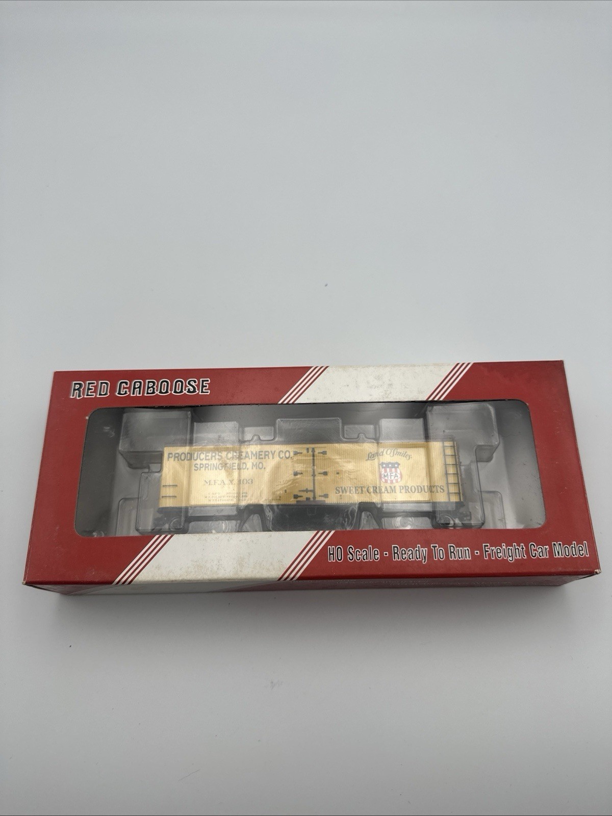 RED CABOOSE-#RR-34317-02-LAND O SMILES-REEFER #103-HO SCALE – Brand New