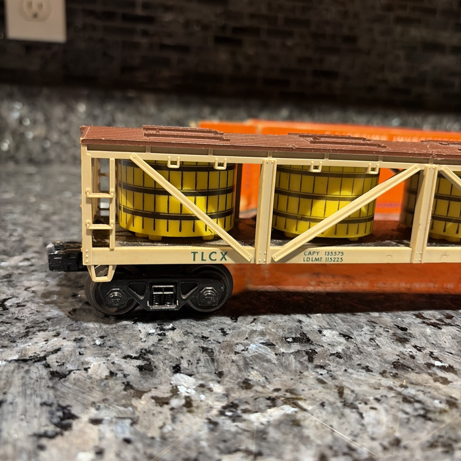 Postwar Lionel 6475 Pickle Vat Car From 1960~w/OB