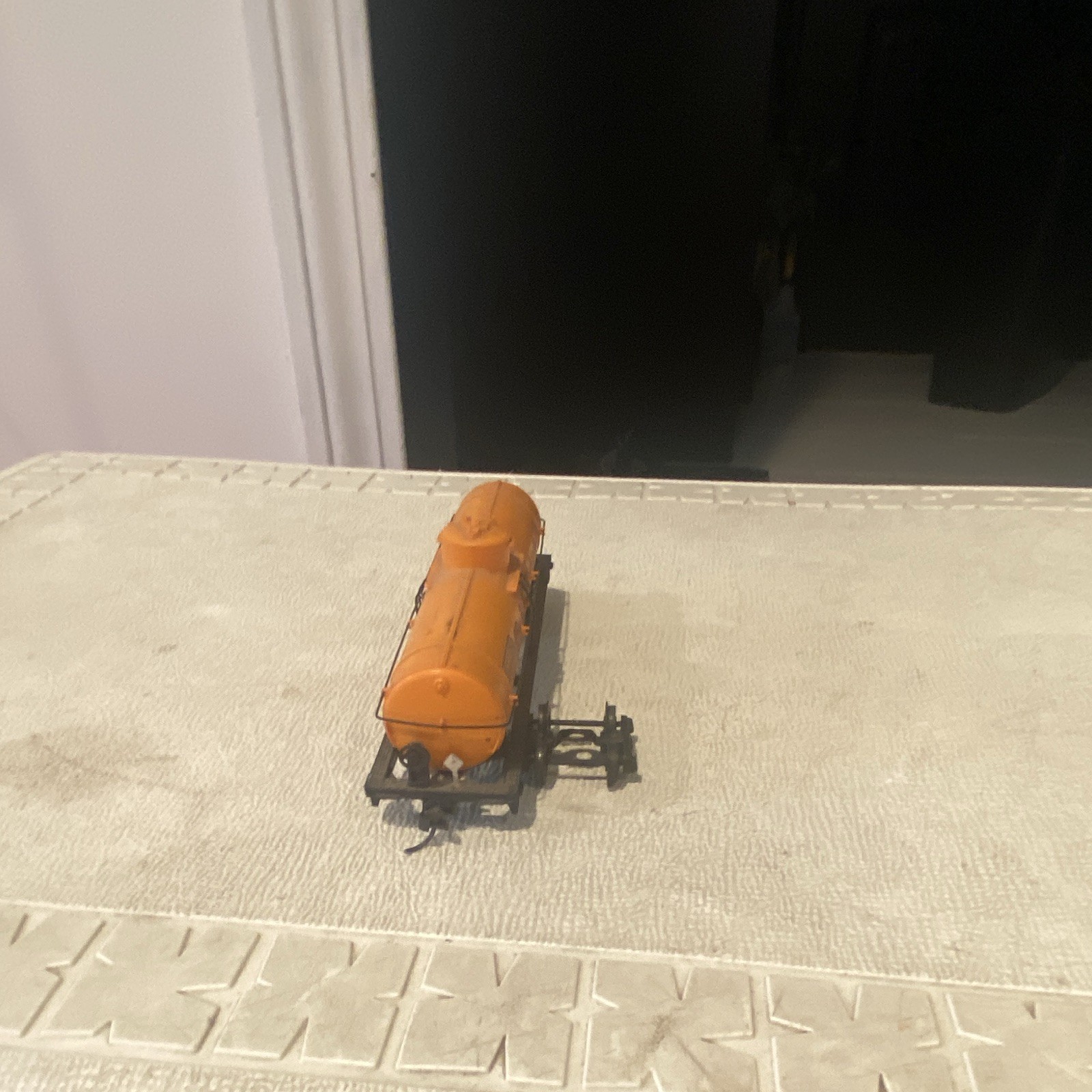 Shell HO Gauge Orange/Black Tank Car Freight Analog Transportation SCCX 1260