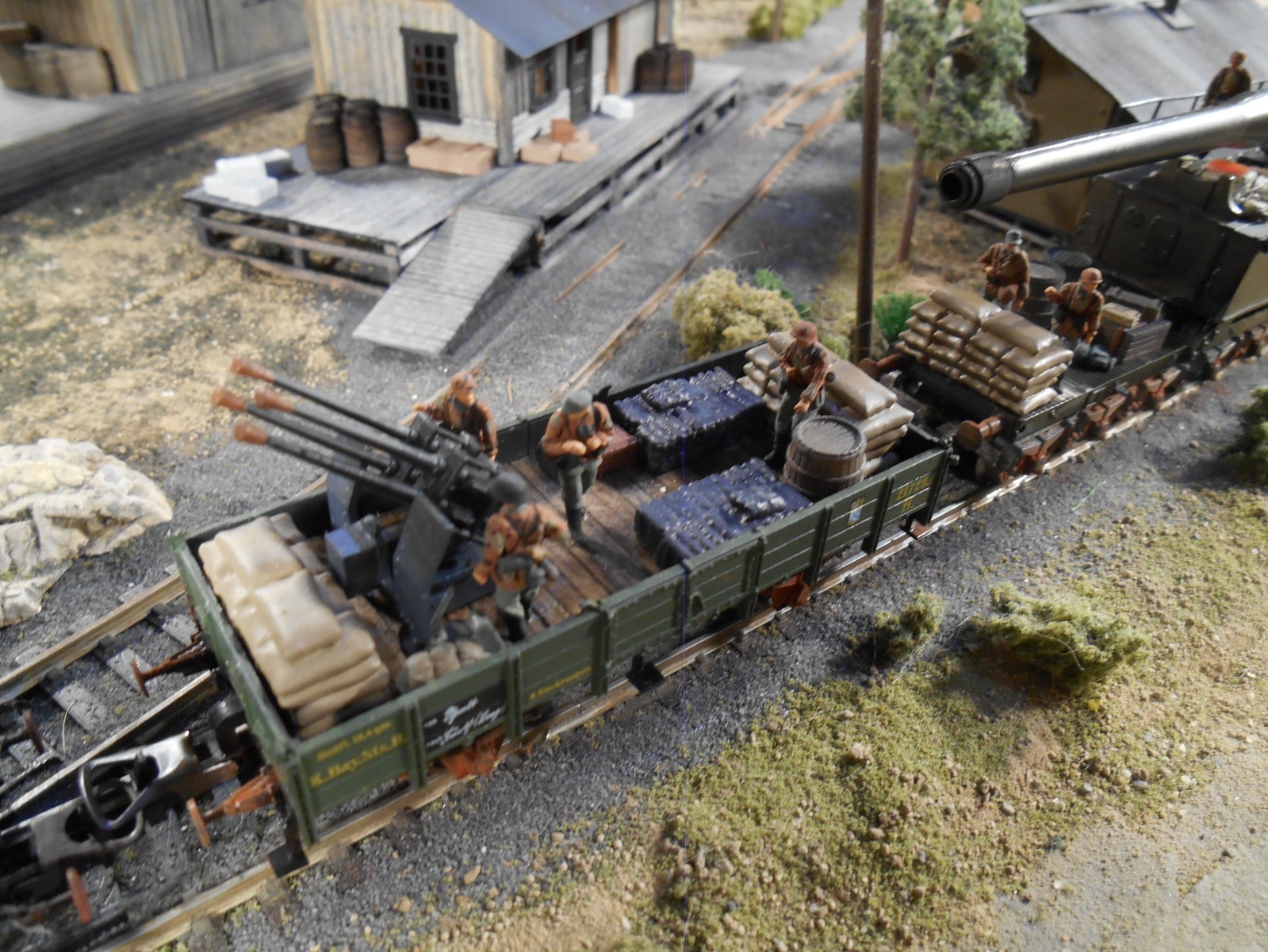 HO Roco Minitanks Artitec 6th Panzer LEOPOLD Artillery Train 6 Cars with Crew