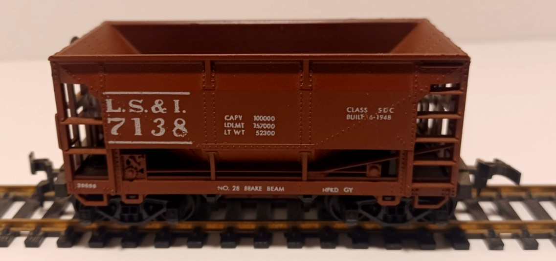 HO SCALE AHM LS&I Ore Car # 7138